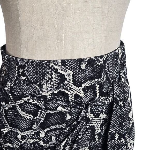 Show Me Your MUMU Black and White Stretch Wrap Style Skirt - Picture 3 of 7